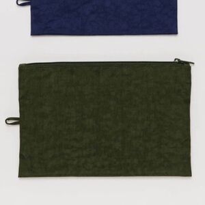 NWOT Baggu Large Flat Pouch - Bay Laurel (Marine)